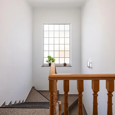 Villa V4 4 Quartos Com Piscina Privada *