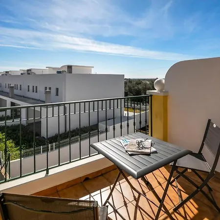 V4 4 Quartos Com Piscina Privada *